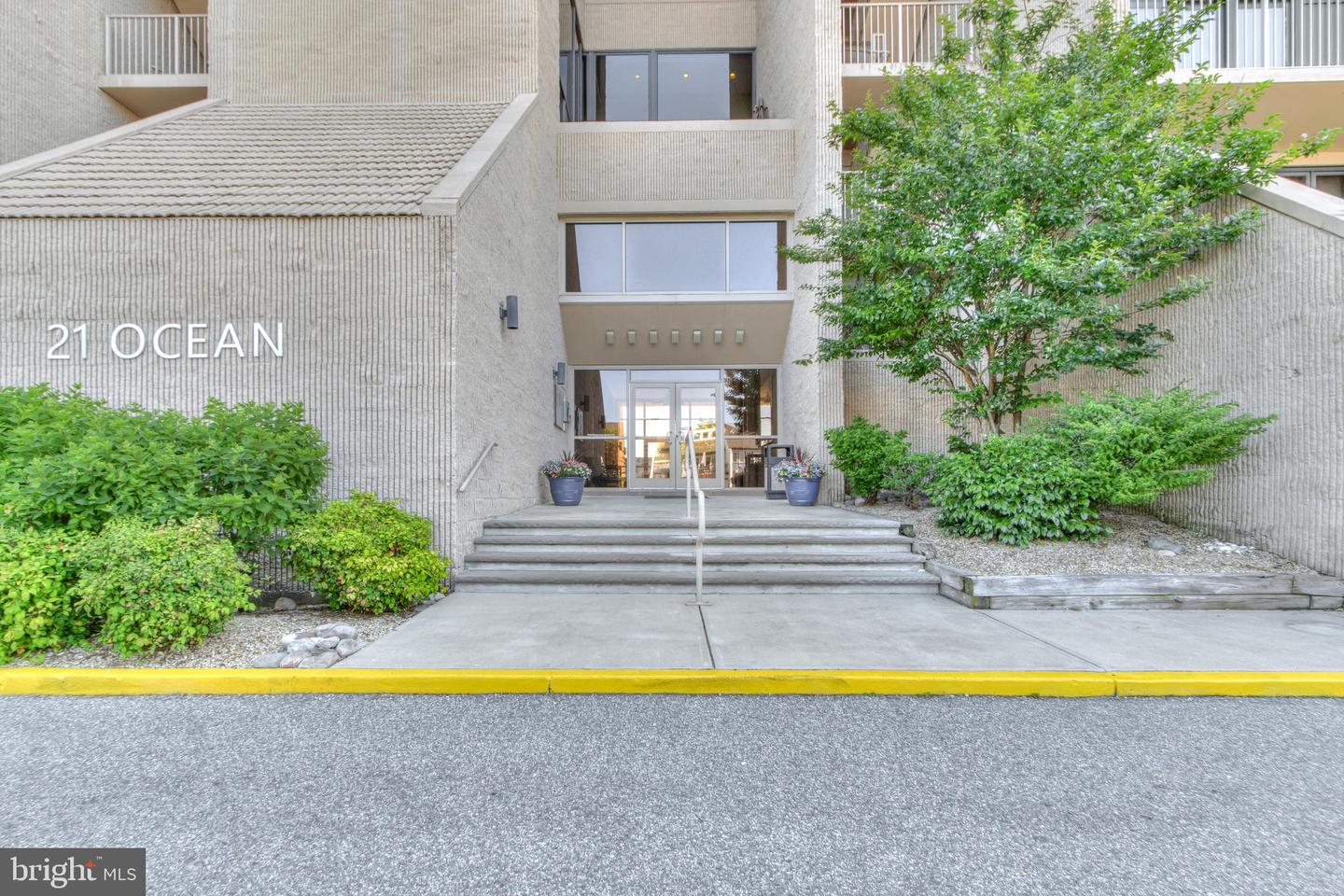 Rehoboth Beach, Delaware, 19971, United States, 2 Bedrooms Bedrooms, ,2 BathroomsBathrooms,Residential,Active,1889033