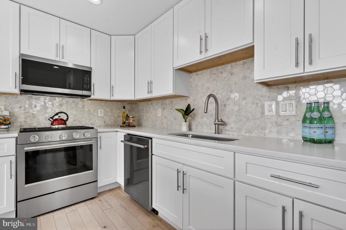 North Potomac, Maryland, 20878, United States, 4 Bedrooms Bedrooms, ,4 BathroomsBathrooms,Residential,Active,2044133