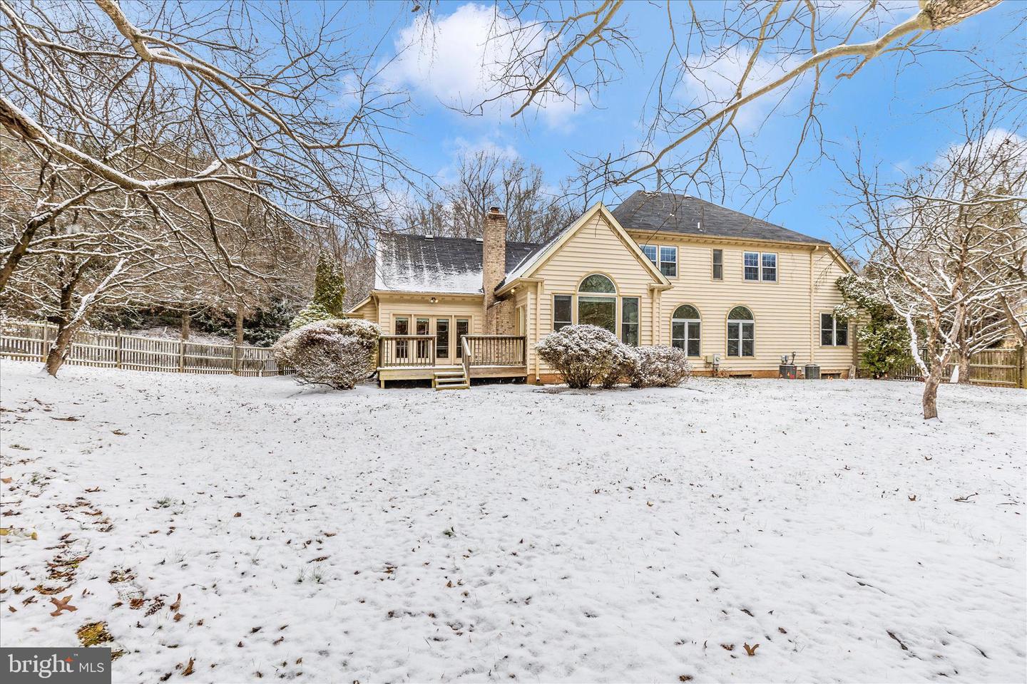 Potomac, Maryland, 20854, United States, 4 Bedrooms Bedrooms, ,5 BathroomsBathrooms,Residential,Active,2002617