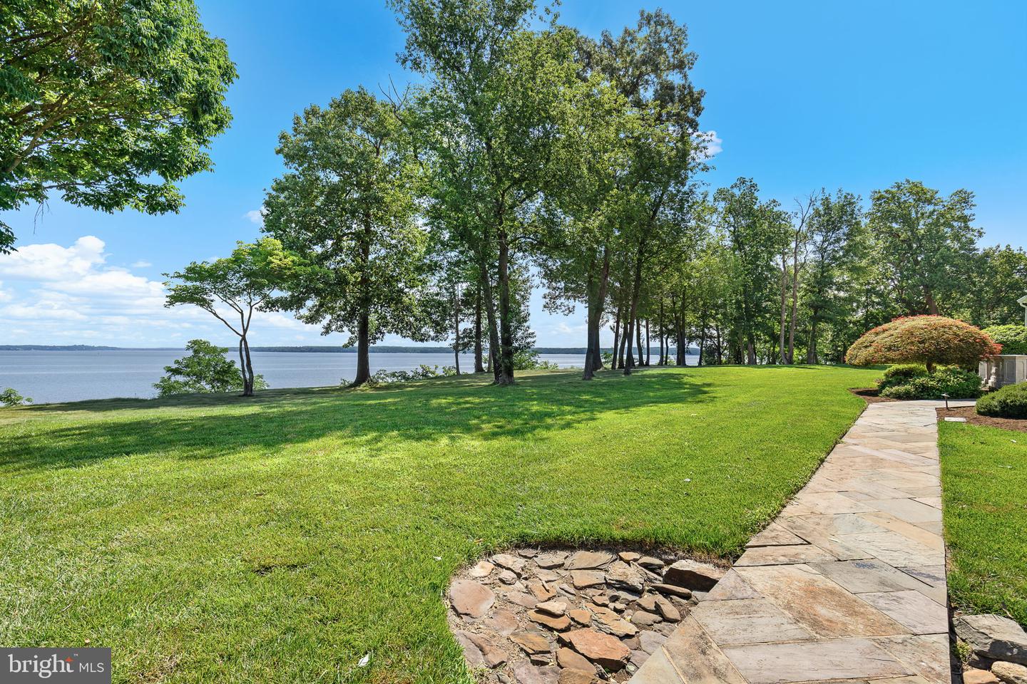Lorton, Virginia, 22079, United States, 6 Bedrooms Bedrooms, ,8 BathroomsBathrooms,Residential,Active,1933878