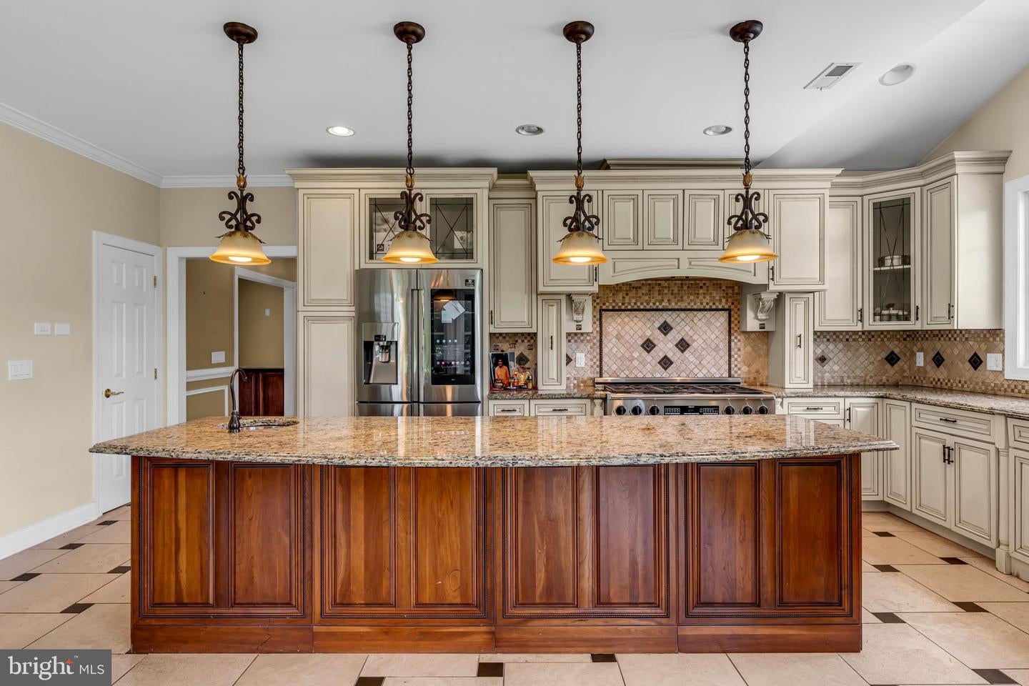 Farmingdale, New Jersey, 07727, United States, ,6 BathroomsBathrooms,Residential,Active,1868131