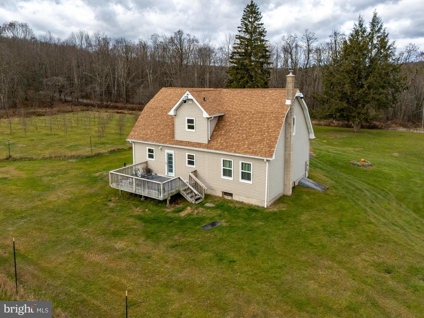 Waymart, Pennsylvania, 18472, United States, 4 Bedrooms Bedrooms, ,2 BathroomsBathrooms,Residential,Active,2007156