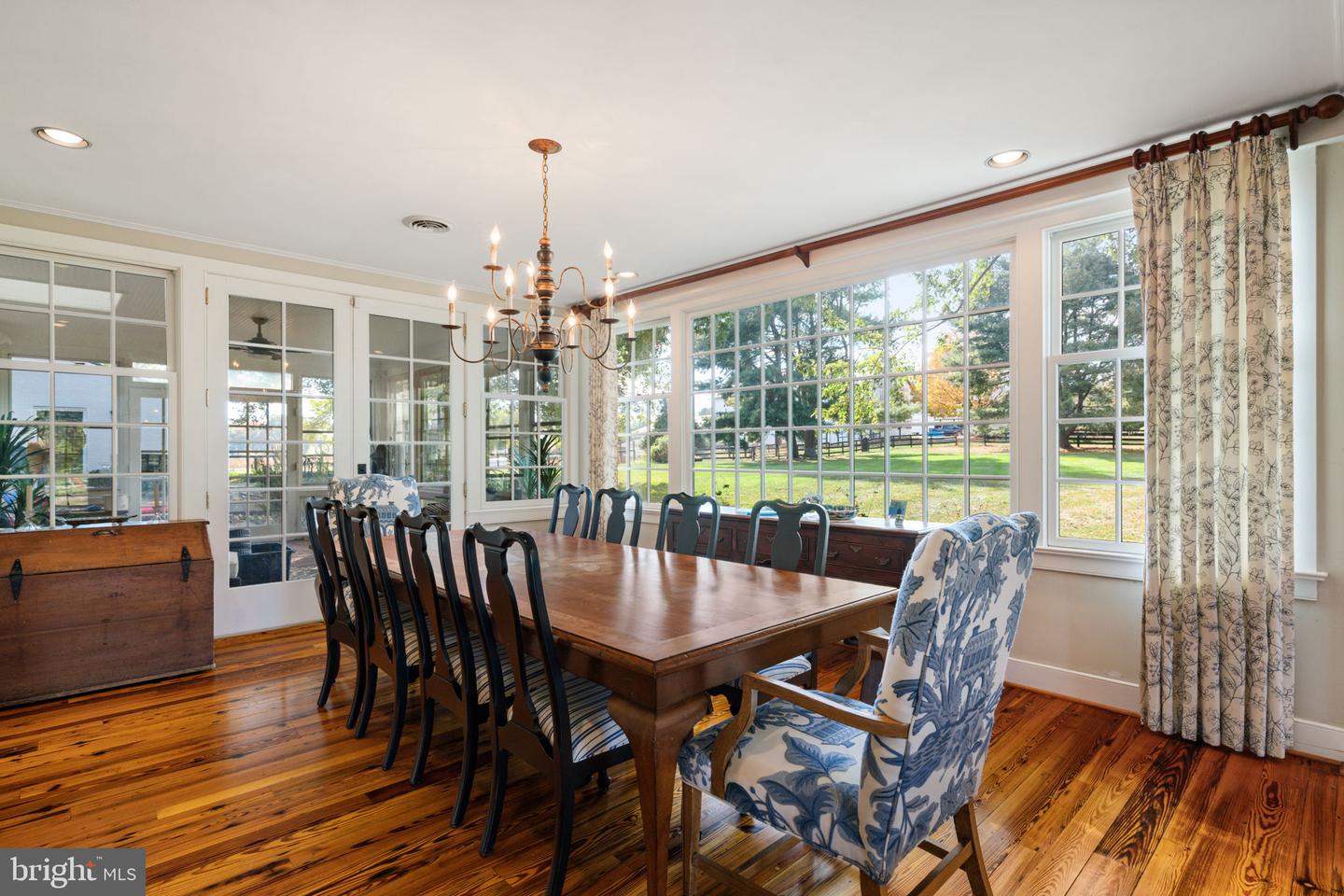 Leesburg, Virginia, 20175, United States, 4 Bedrooms Bedrooms, ,5 BathroomsBathrooms,Residential,Active,2011862