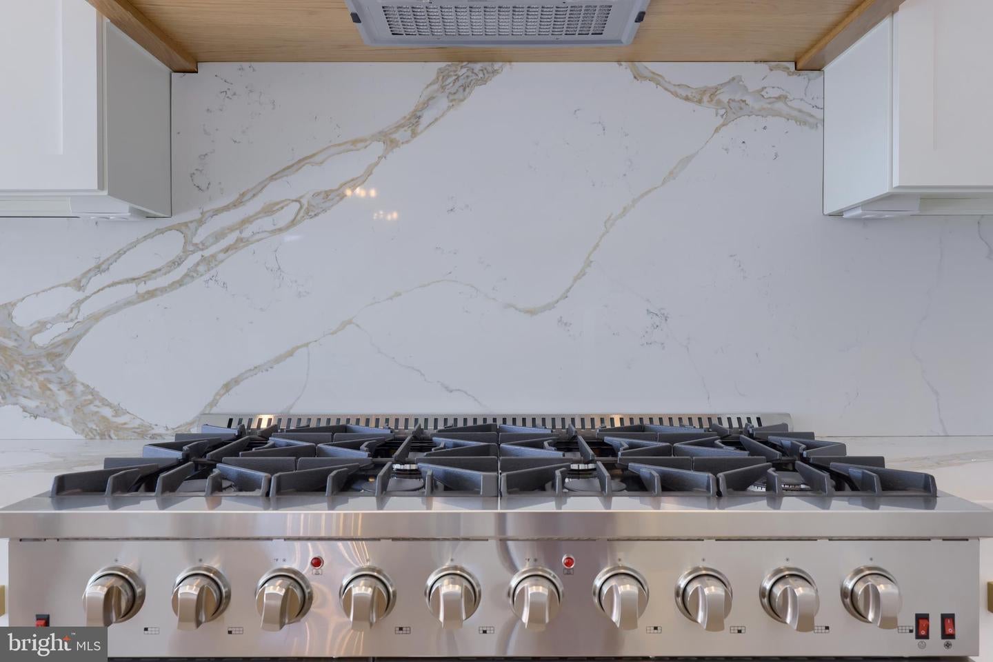 East Petersburg, Pennsylvania, 17520, United States, 4 Bedrooms Bedrooms, ,5 BathroomsBathrooms,Residential,Active,1702111