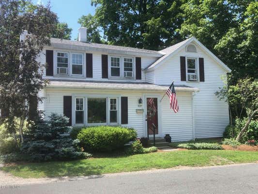 1127 N HOOSAC RD, WILLIAMSTOWN, MA 01267 - Image 1