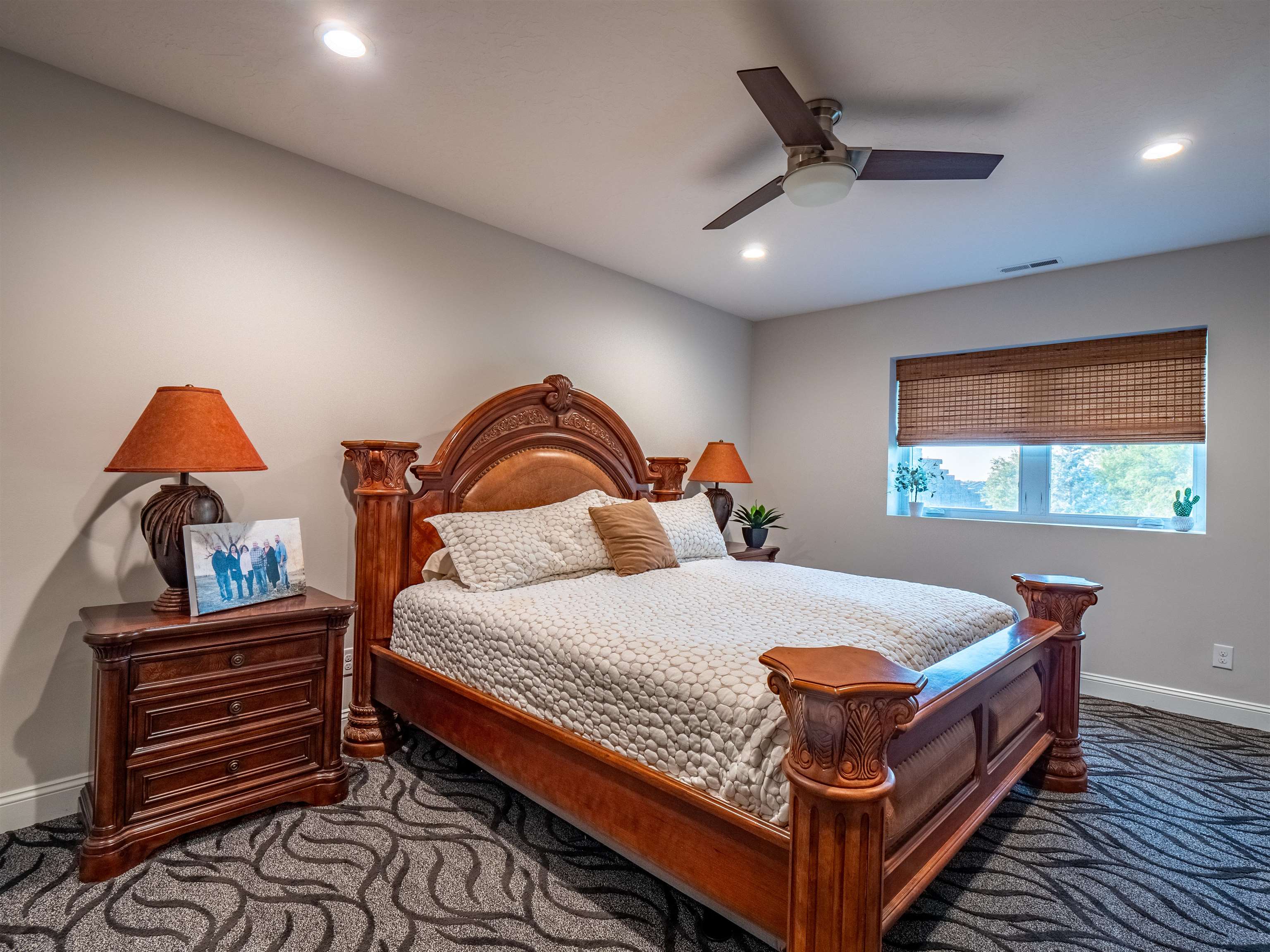 Kearney, Nebraska, 68845, United States, 4 Bedrooms Bedrooms, ,6 BathroomsBathrooms,Residential,Active,1926913