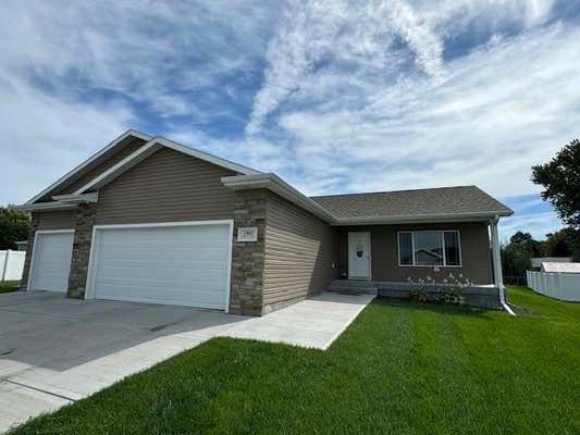 2910 LAKEVIEW AVE, HASTINGS, NE 68901 - Image 1