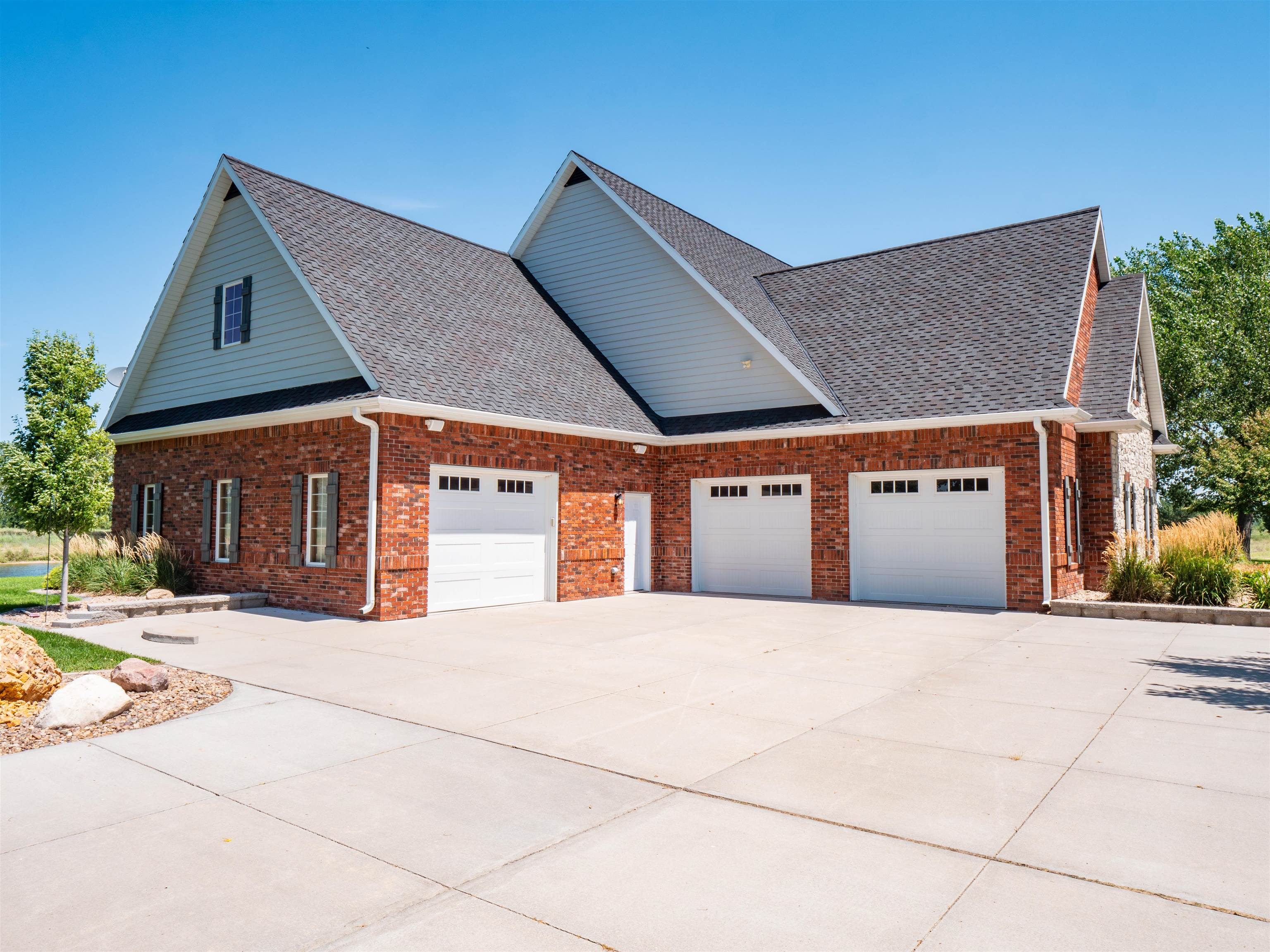 Kearney, Nebraska, 68845, United States, 3 Bedrooms Bedrooms, ,3 BathroomsBathrooms,Residential,Active,1909631