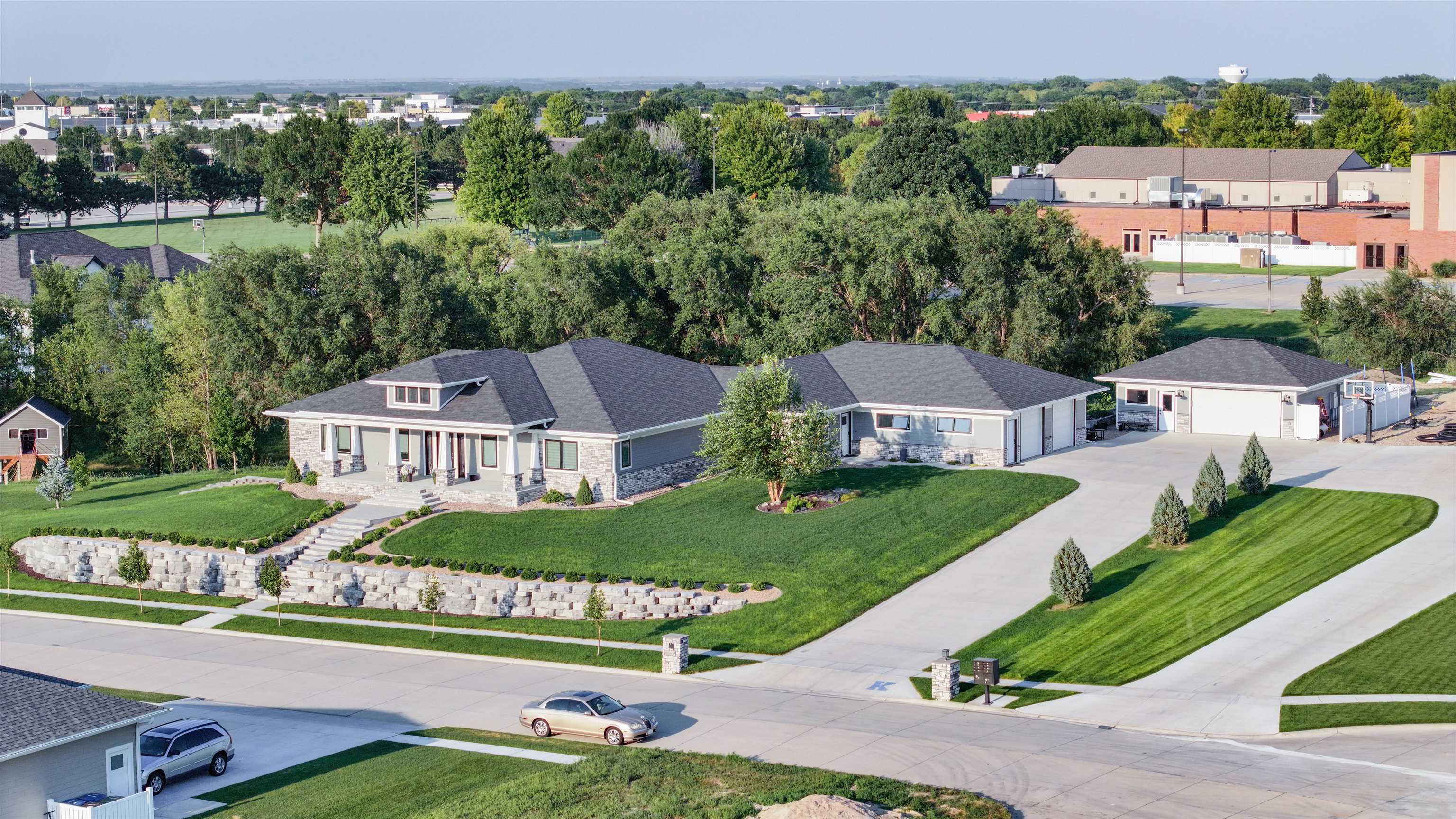 Kearney, Nebraska, 68845, United States, 4 Bedrooms Bedrooms, ,6 BathroomsBathrooms,Residential,Active,1926913