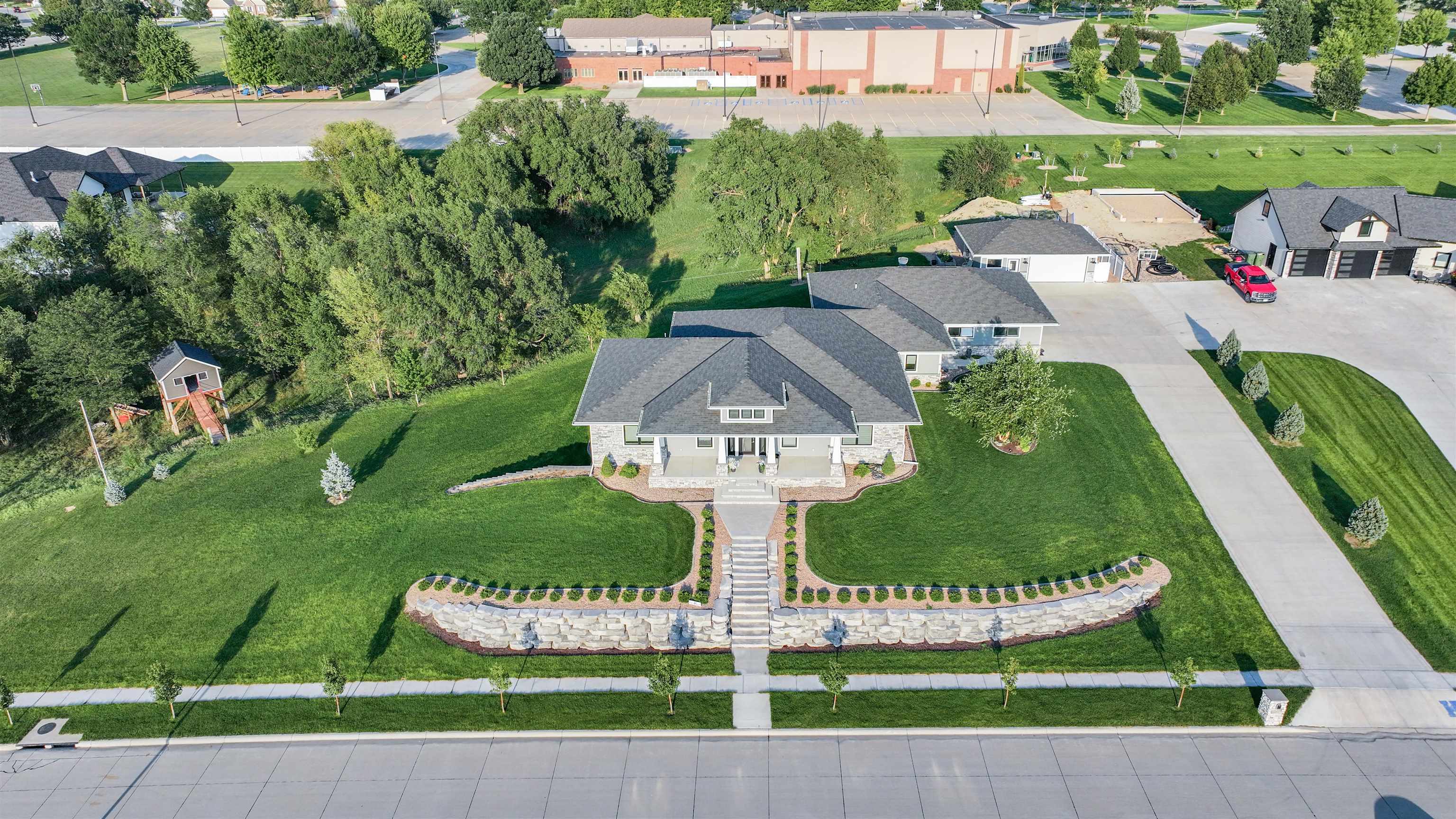 Kearney, Nebraska, 68845, United States, 4 Bedrooms Bedrooms, ,6 BathroomsBathrooms,Residential,Active,1926913
