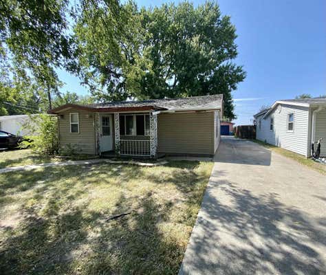 322 S WOODLAND AVE, HASTINGS, NE 68901 - Image 1