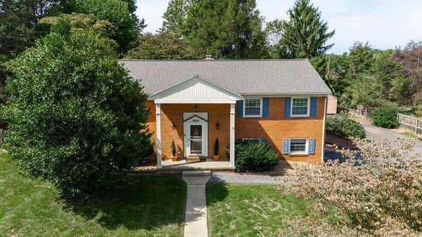 1031 CROFTON AVE, WAYNESBORO, VA 22980 - Image 1