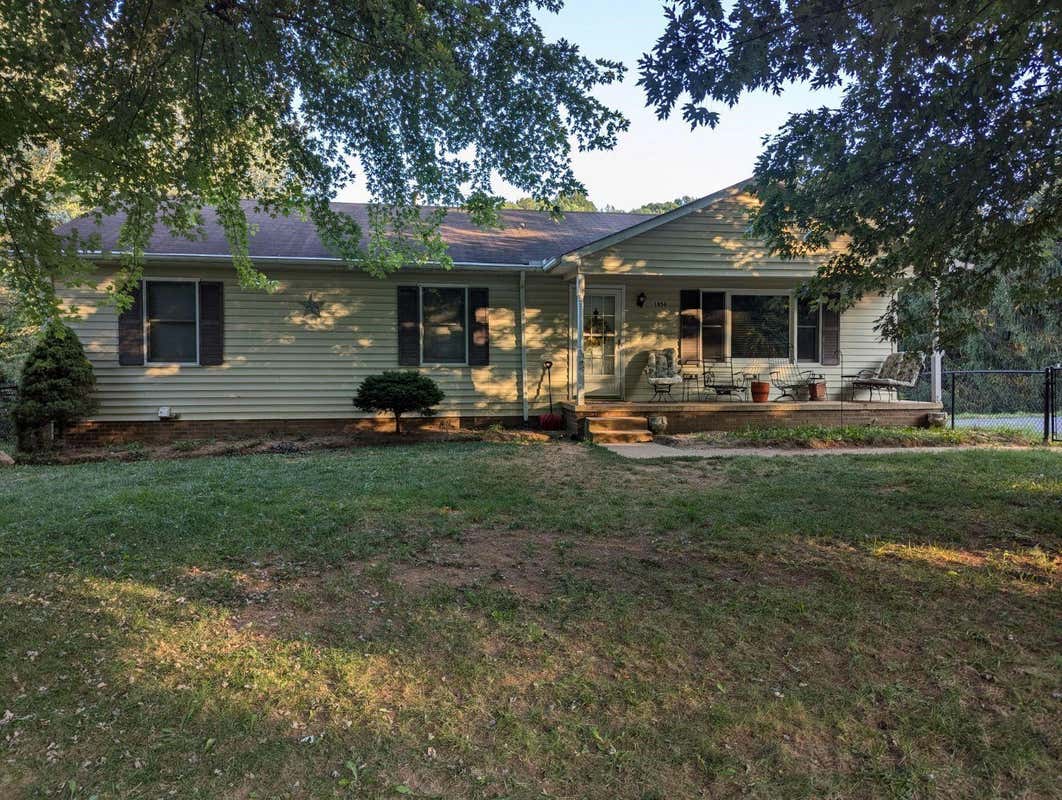 1856 OLD GREENVILLE RD, STAUNTON, VA 24401, photo 1