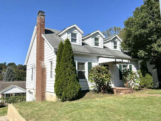 902 SELMA BLVD, STAUNTON, VA 24401 - Image 1