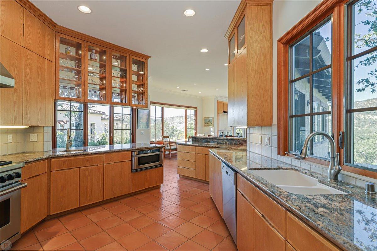 Copperopolis, California, 95228, United States, 3 Bedrooms Bedrooms, ,4 BathroomsBathrooms,Residential,Active,1998580