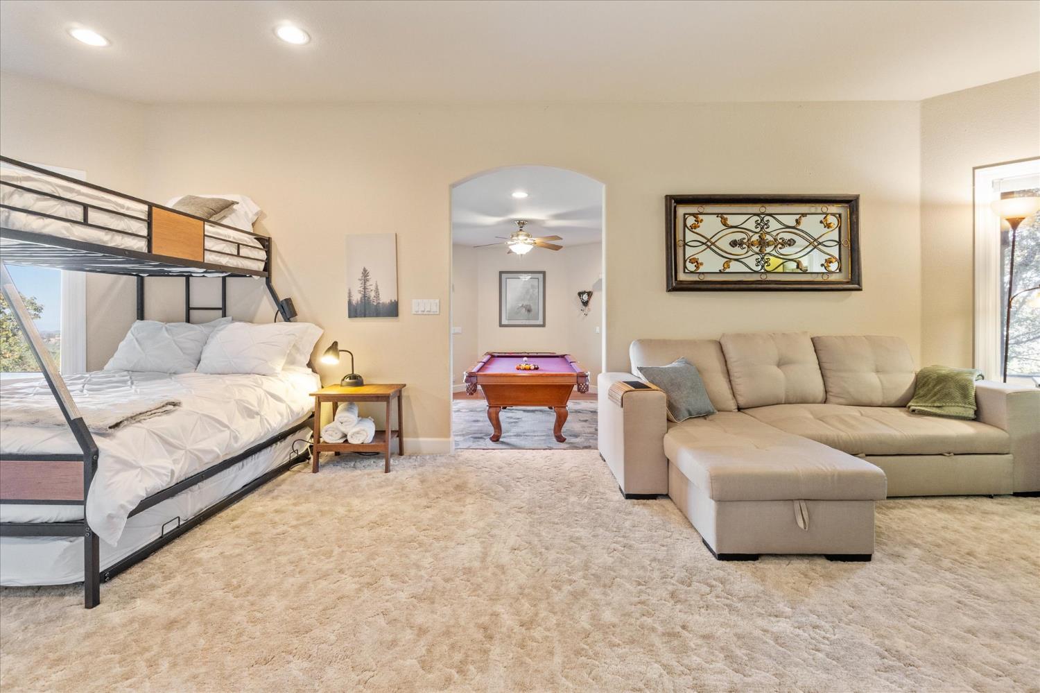 Murphys, California, 95247, United States, 4 Bedrooms Bedrooms, ,4 BathroomsBathrooms,Residential,Active,1959516