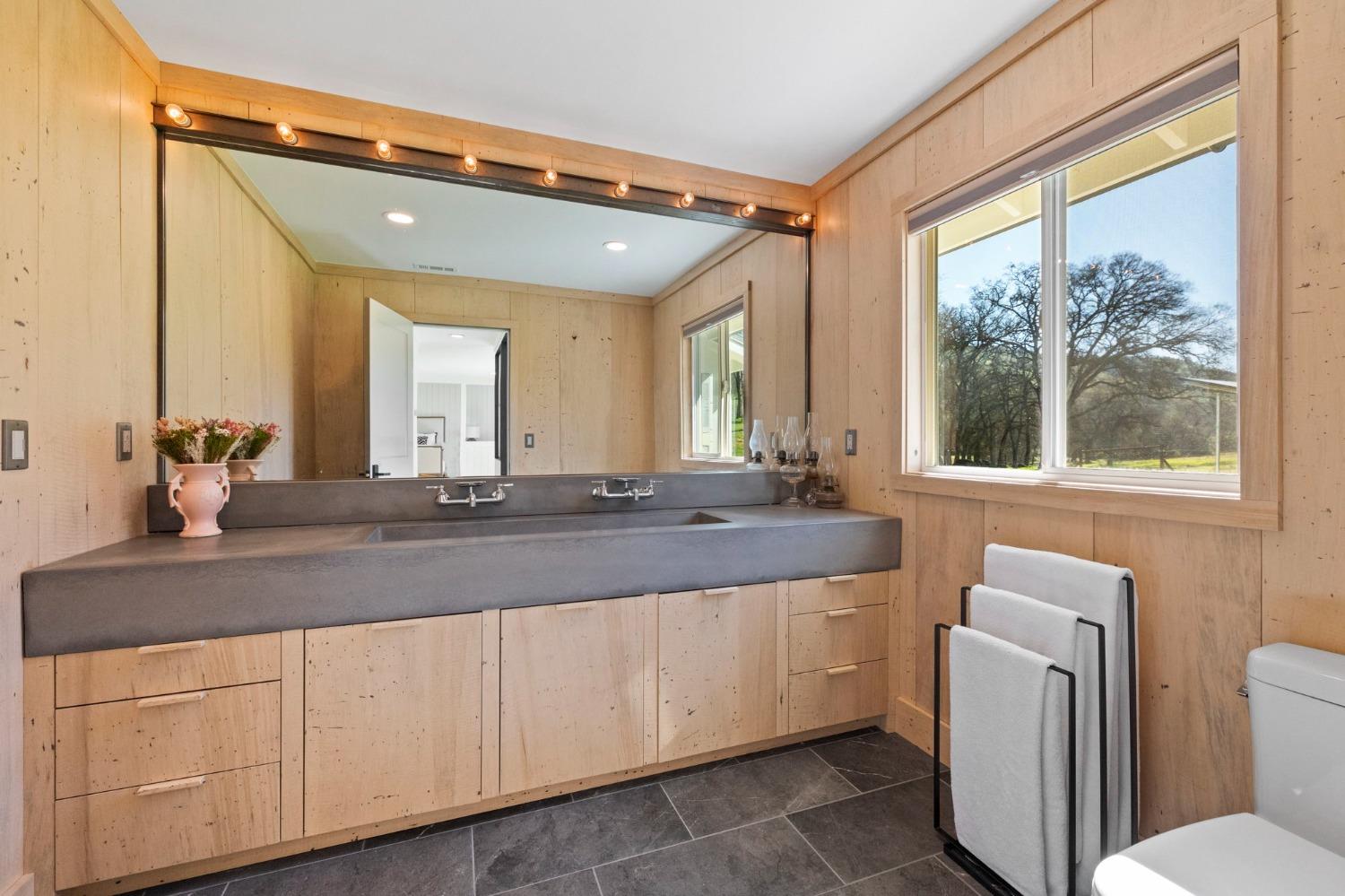 Angels Camp, California, 95222, United States, 4 Bedrooms Bedrooms, ,4 BathroomsBathrooms,Residential,Active,1749215