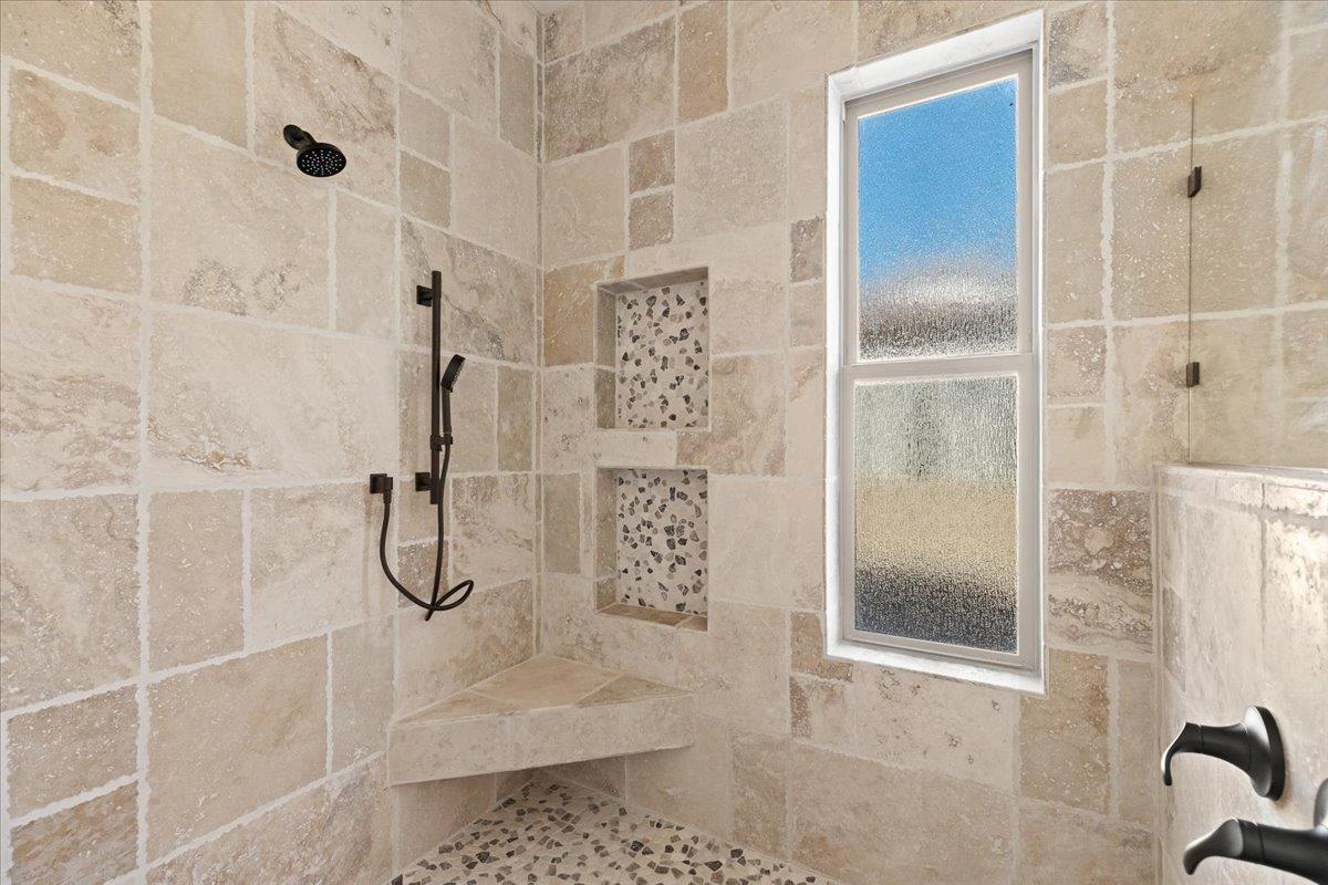 Copperopolis, California, 95228, United States, 4 Bedrooms Bedrooms, ,4 BathroomsBathrooms,Residential,Active,1824924