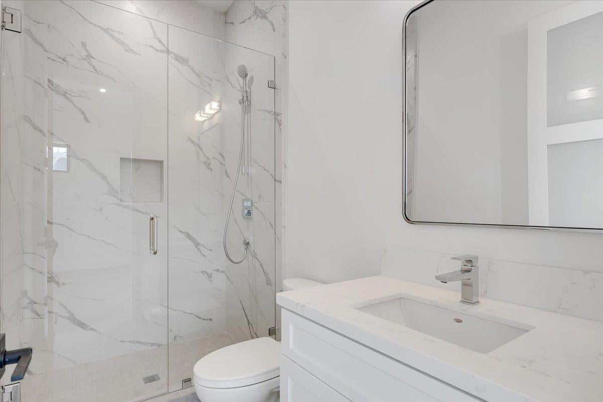 Copperopolis, California, 95228, United States, 3 Bedrooms Bedrooms, ,4 BathroomsBathrooms,Residential,Active,1723084