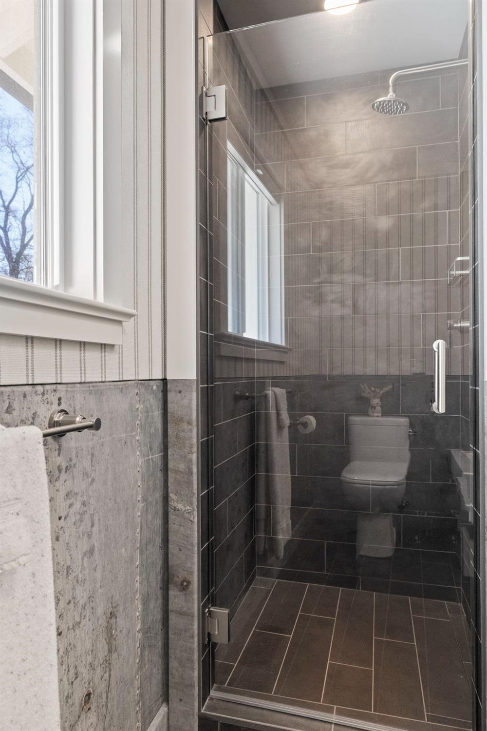 Angels Camp, California, 95222, United States, 4 Bedrooms Bedrooms, ,4 BathroomsBathrooms,Residential,Active,1749215