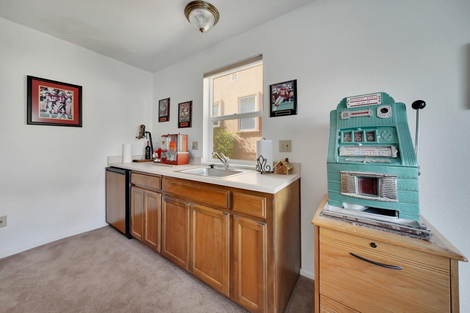 Copperopolis, California, 95228, United States, 4 Bedrooms Bedrooms, ,5 BathroomsBathrooms,Residential,Active,1824555