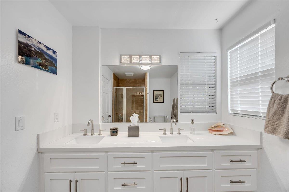 Copperopolis, California, 95228, United States, 3 Bedrooms Bedrooms, ,4 BathroomsBathrooms,Residential,Active,1969630