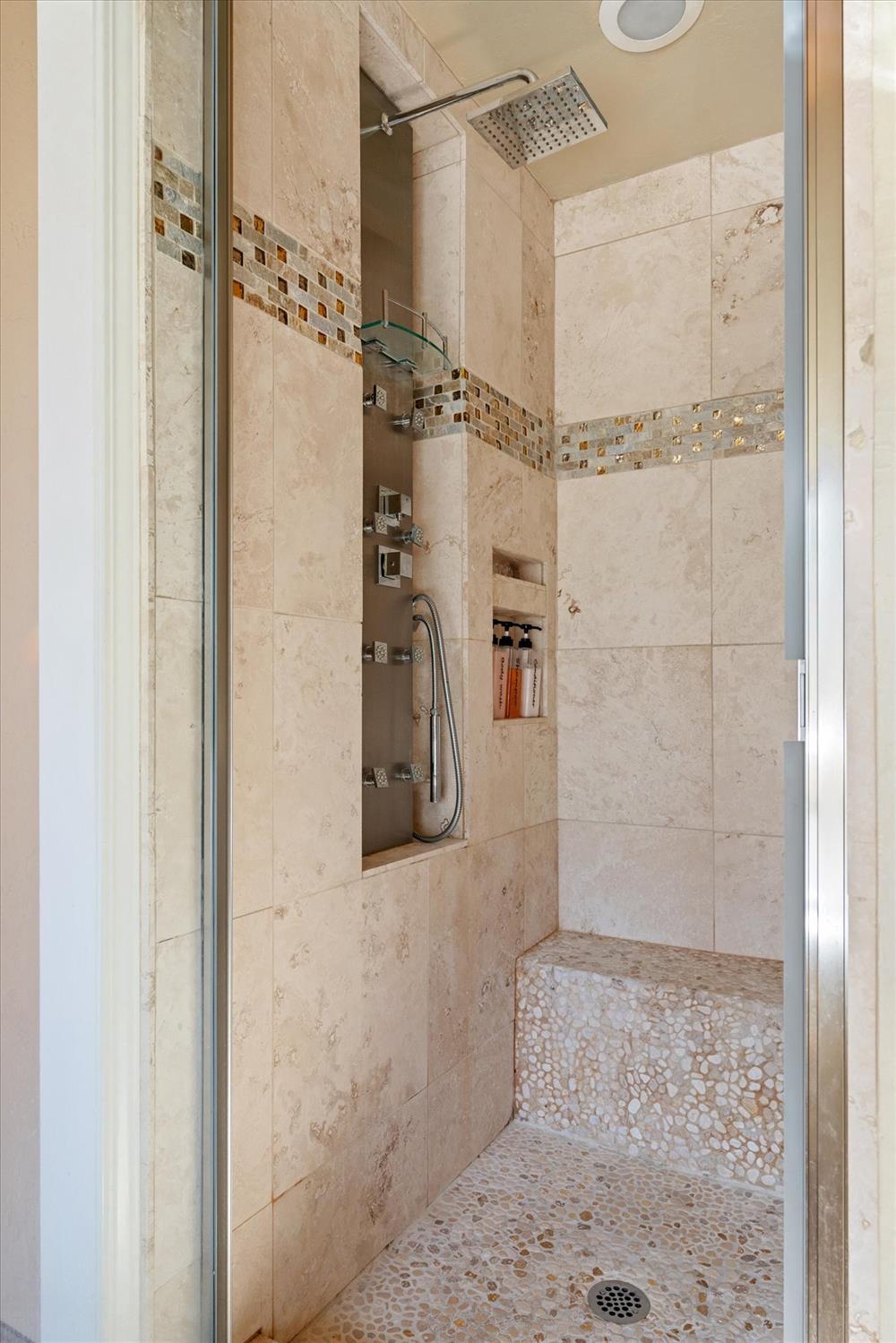 Arnold, California, 95223, United States, 5 Bedrooms Bedrooms, ,4 BathroomsBathrooms,Residential,Active,1987256