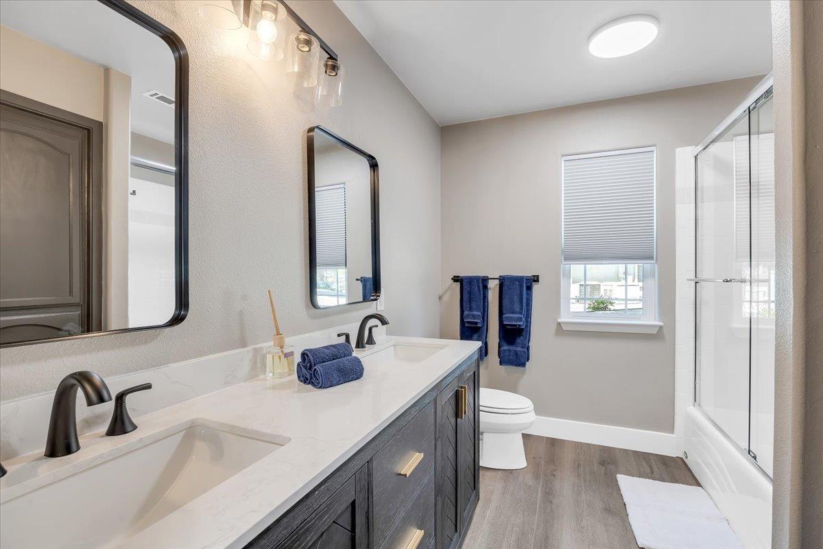 Copperopolis, California, 95228, United States, 4 Bedrooms Bedrooms, ,3 BathroomsBathrooms,Residential,Active,1824552