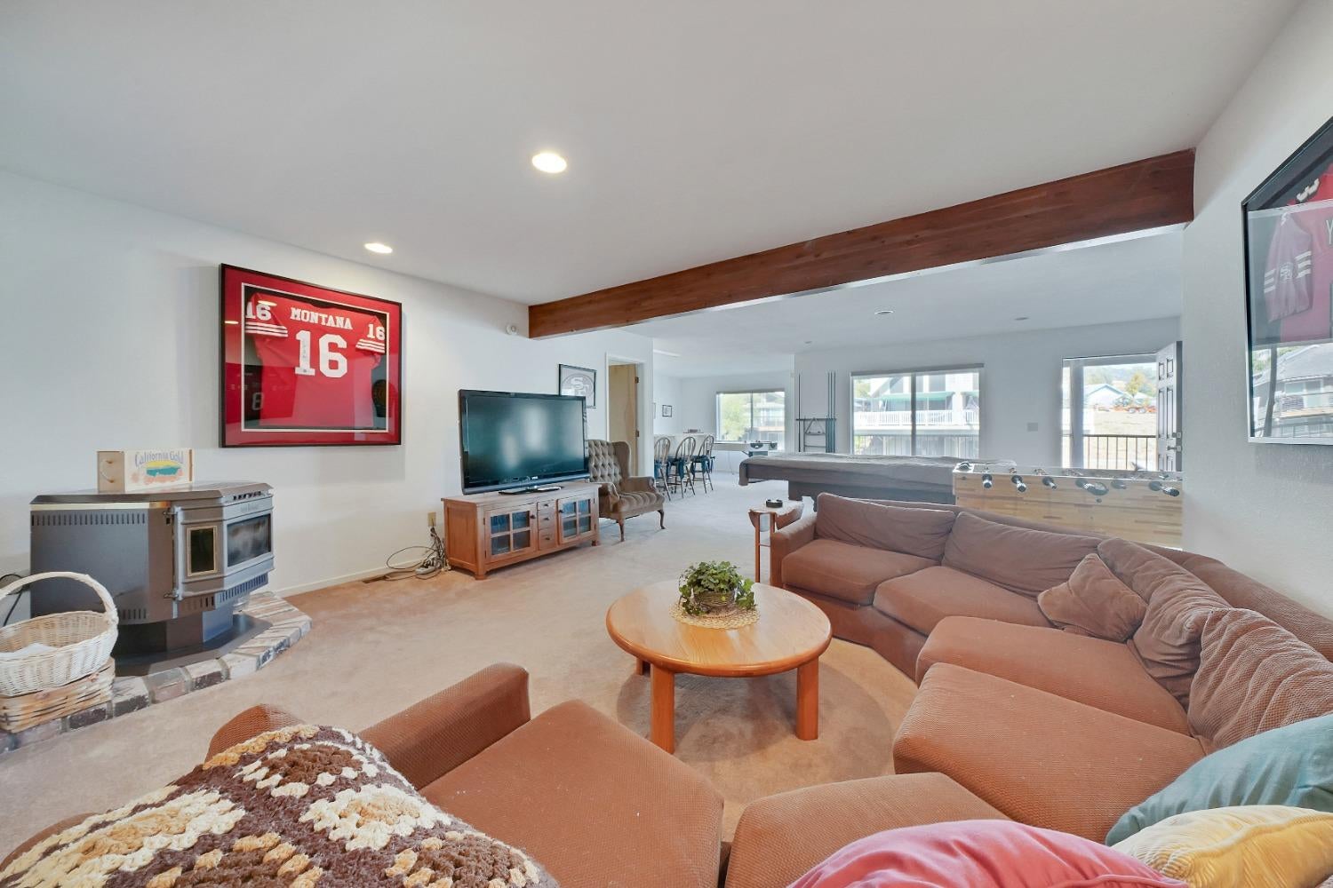 Copperopolis, California, 95228, United States, 4 Bedrooms Bedrooms, ,5 BathroomsBathrooms,Residential,Active,1824555