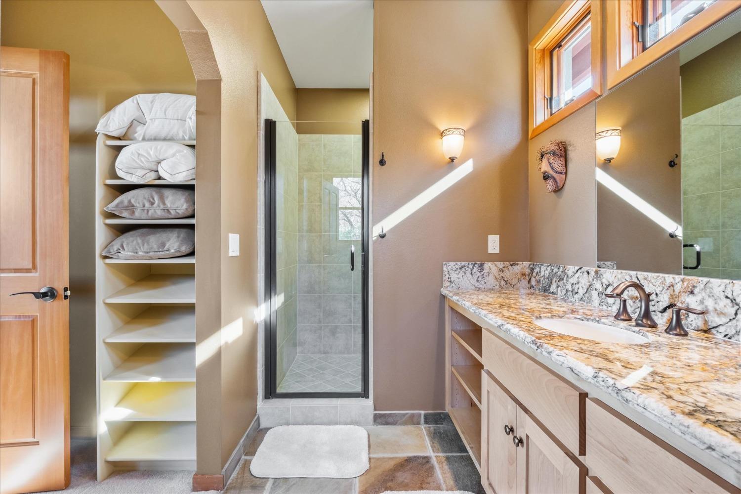 Murphys, California, 95247, United States, 4 Bedrooms Bedrooms, ,5 BathroomsBathrooms,Residential,Active,1741565