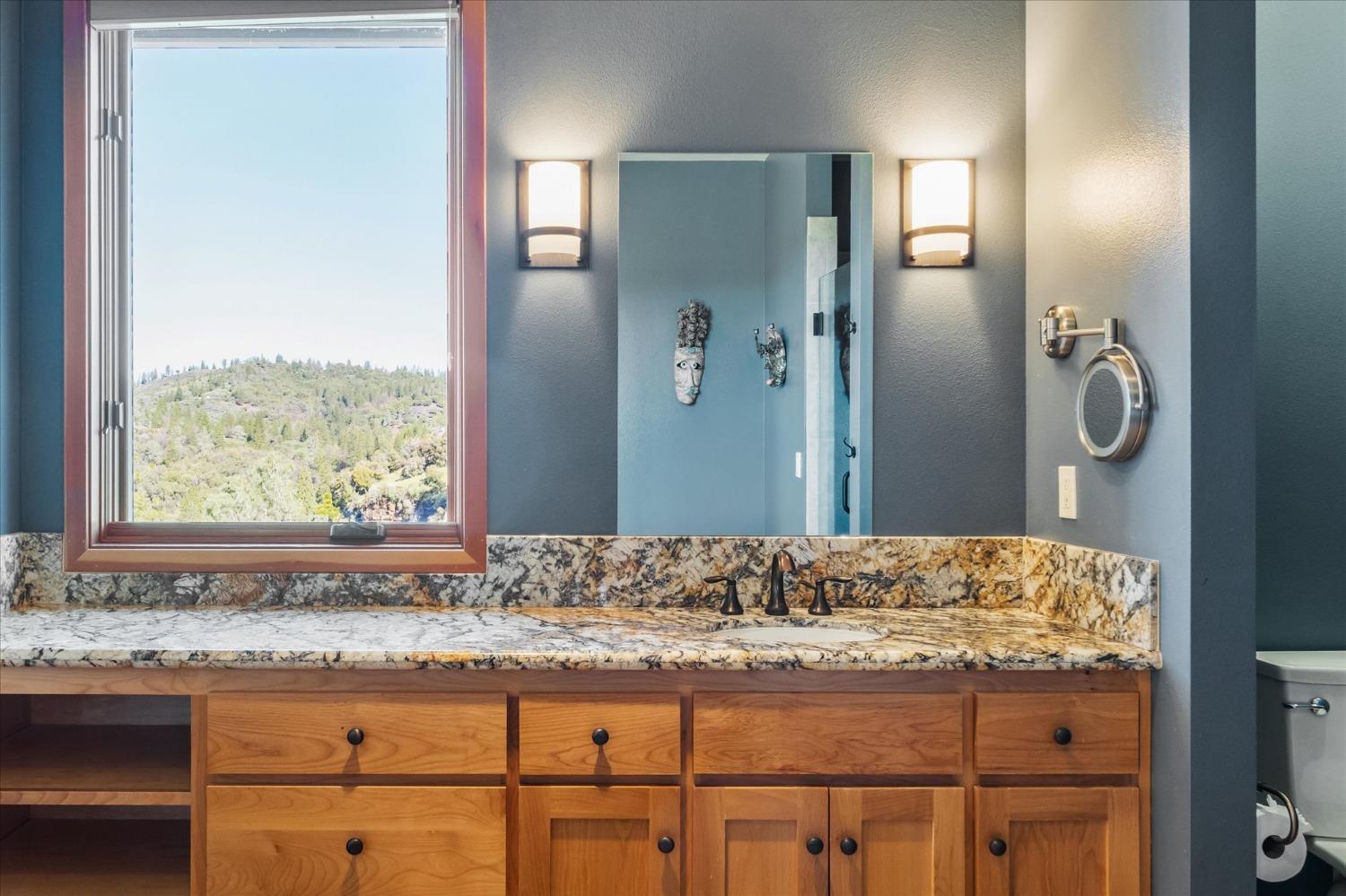 Murphys, California, 95247, United States, 4 Bedrooms Bedrooms, ,5 BathroomsBathrooms,Residential,Active,1741565