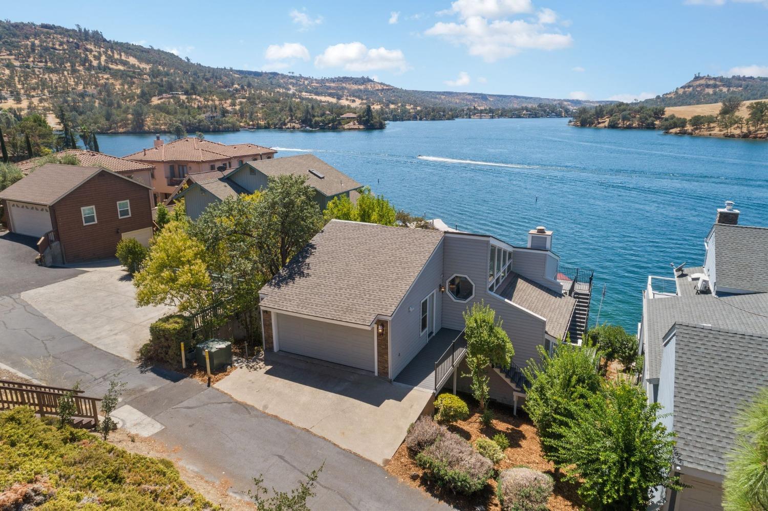 Copperopolis, California, 95228, United States, 3 Bedrooms Bedrooms, ,4 BathroomsBathrooms,Residential,Active,1969630