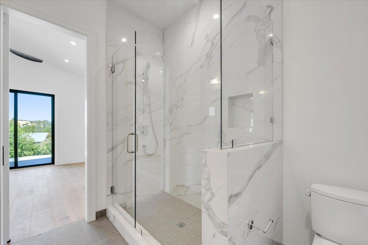 Copperopolis, California, 95228, United States, 3 Bedrooms Bedrooms, ,4 BathroomsBathrooms,Residential,Active,1723084