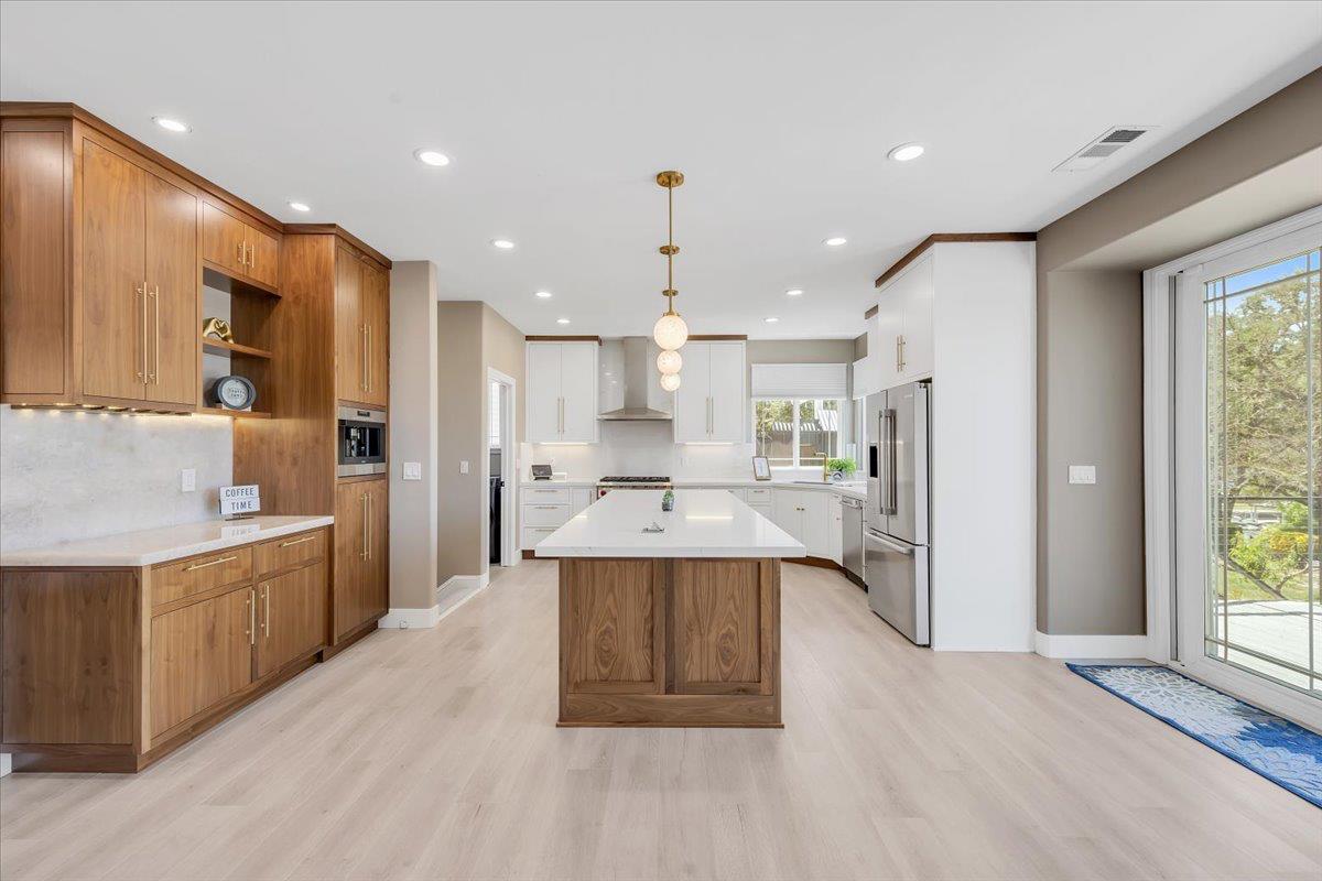 Copperopolis, California, 95228, United States, 4 Bedrooms Bedrooms, ,3 BathroomsBathrooms,Residential,Active,2009401