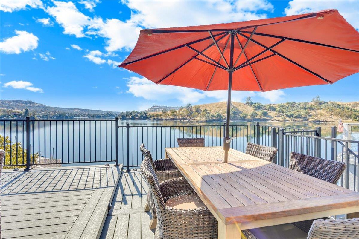 Copperopolis, California, 95228, United States, 3 Bedrooms Bedrooms, ,4 BathroomsBathrooms,Residential,Active,1969630