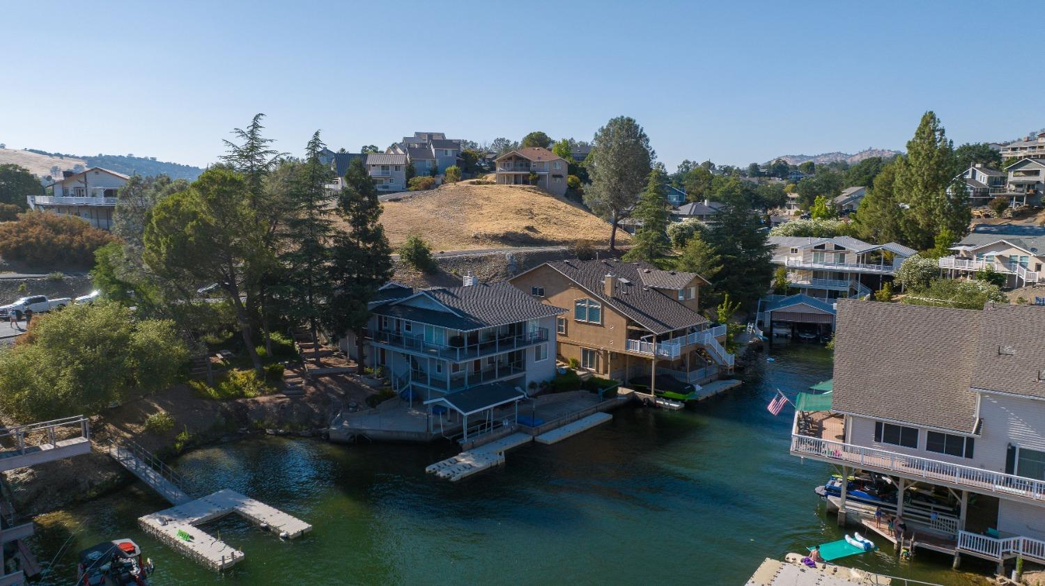 Copperopolis, California, 95228, United States, 4 Bedrooms Bedrooms, ,5 BathroomsBathrooms,Residential,Active,1824555
