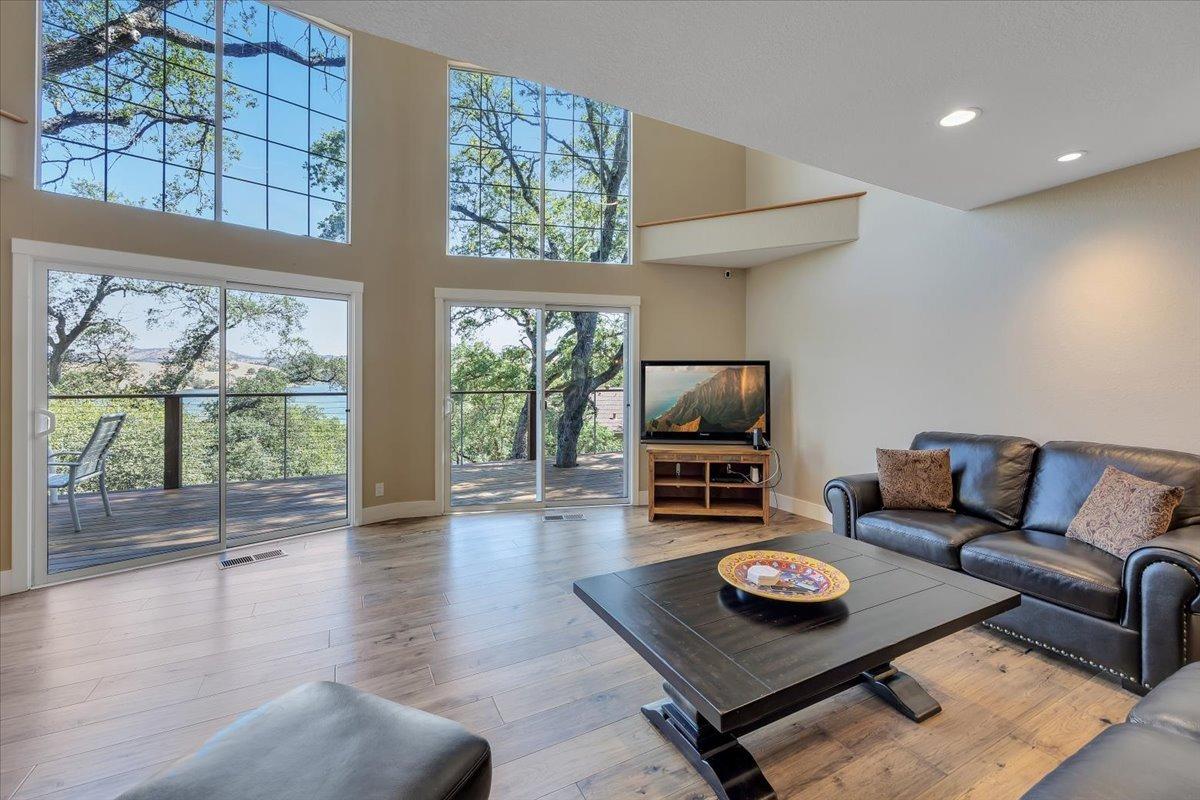 Jamestown, California, 95327, United States, 3 Bedrooms Bedrooms, ,2 BathroomsBathrooms,Residential,Active,1748288