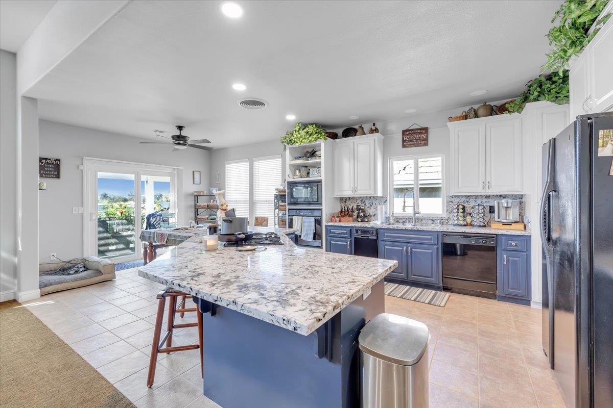 Copperopolis, California, 95228, United States, 5 Bedrooms Bedrooms, ,3 BathroomsBathrooms,Residential,Active,1967124