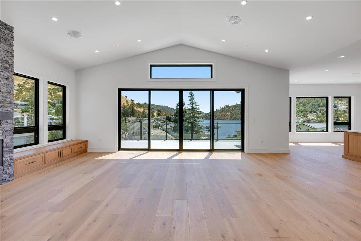 Copperopolis, California, 95228, United States, 3 Bedrooms Bedrooms, ,4 BathroomsBathrooms,Residential,Active,1723084