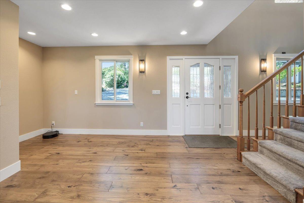 Jamestown, California, 95327, United States, 3 Bedrooms Bedrooms, ,2 BathroomsBathrooms,Residential,Active,1748288