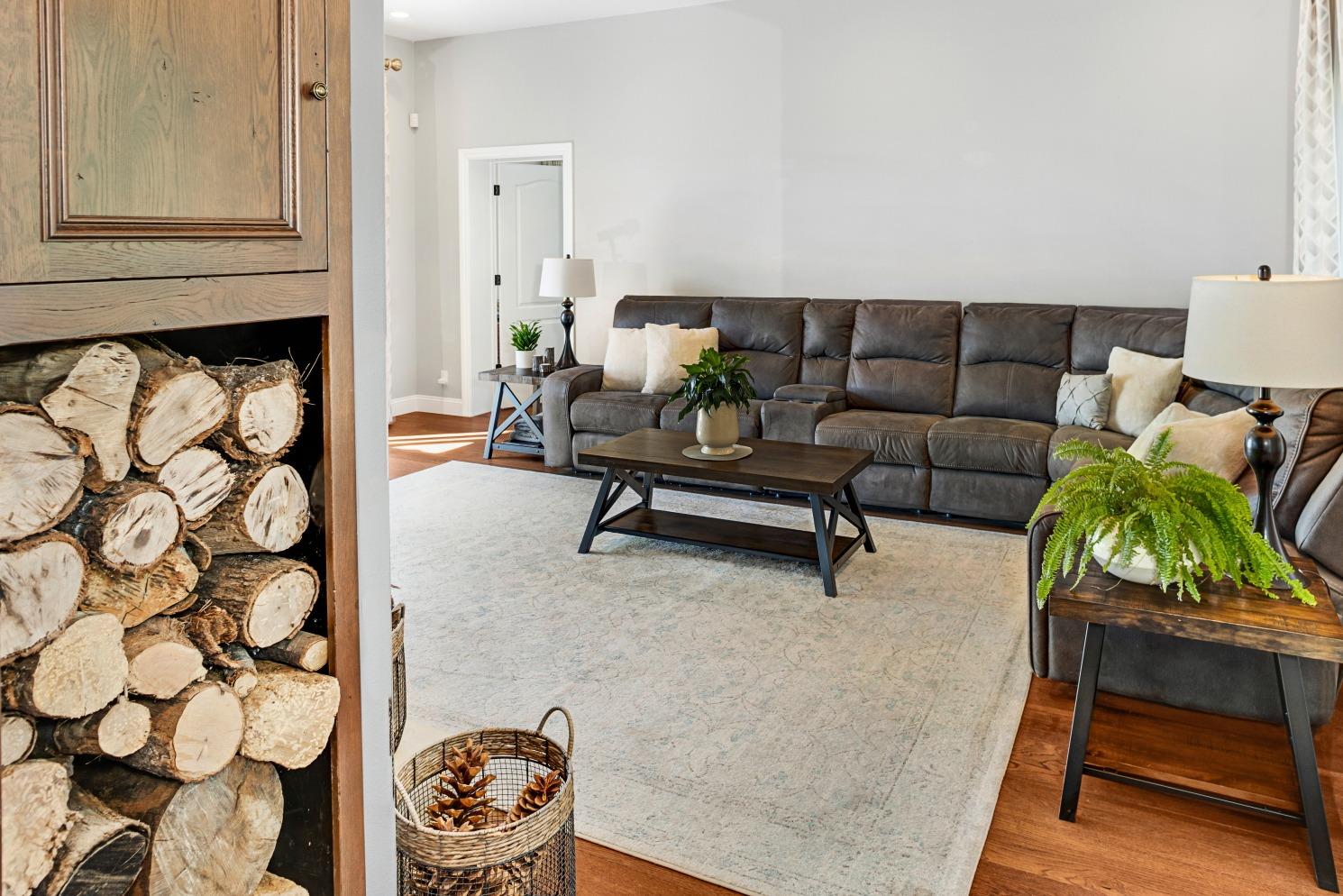 Murphys, California, 95247, United States, ,Residential,Pending,1703568