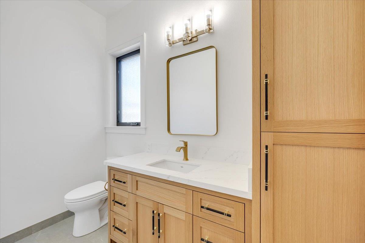 Copperopolis, California, 95228, United States, 3 Bedrooms Bedrooms, ,4 BathroomsBathrooms,Residential,Active,1723084