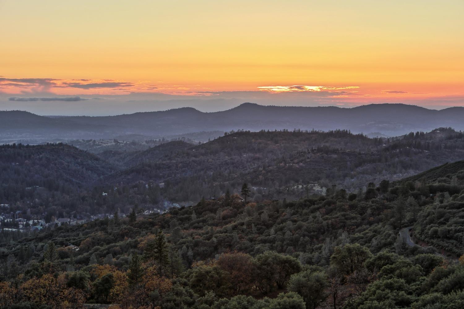 Murphys, California, 95247, United States, ,Residential,Pending,1703568