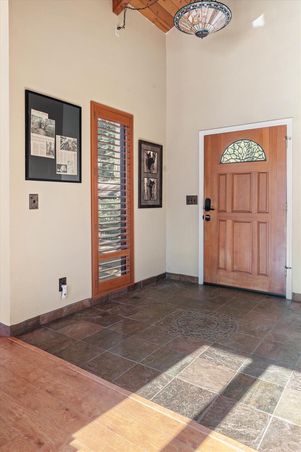 Arnold, California, 95223, United States, 5 Bedrooms Bedrooms, ,4 BathroomsBathrooms,Residential,Active,1987256