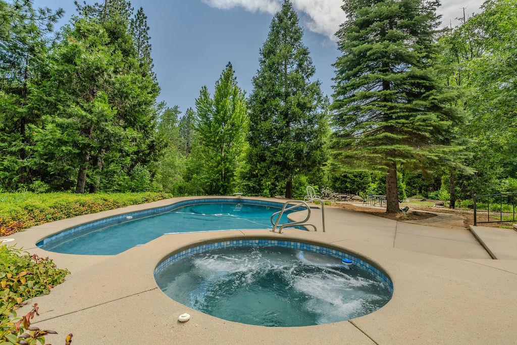 Arnold, California, 95223, United States, 3 Bedrooms Bedrooms, ,4 BathroomsBathrooms,Residential,Active,1860314