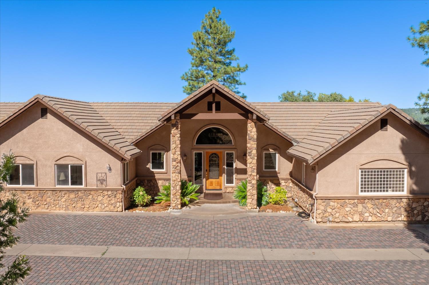 Murphys, California, 95247, United States, 4 Bedrooms Bedrooms, ,4 BathroomsBathrooms,Residential,Active,1959516