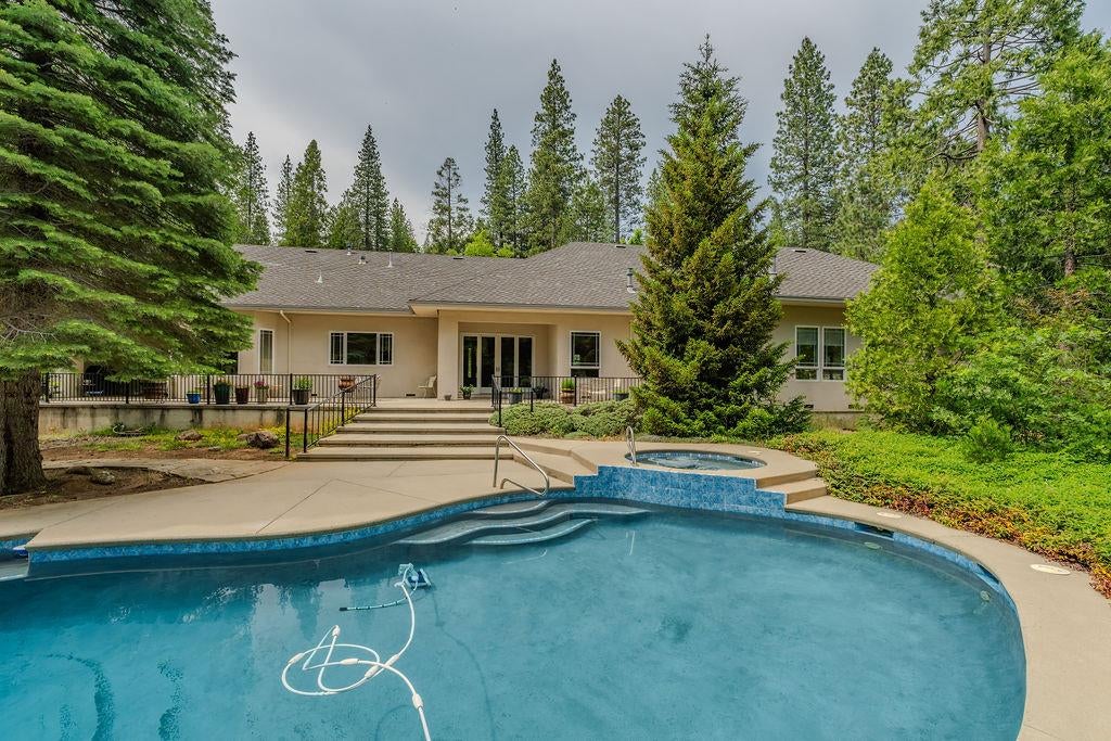 Arnold, California, 95223, United States, 3 Bedrooms Bedrooms, ,4 BathroomsBathrooms,Residential,Active,2000220