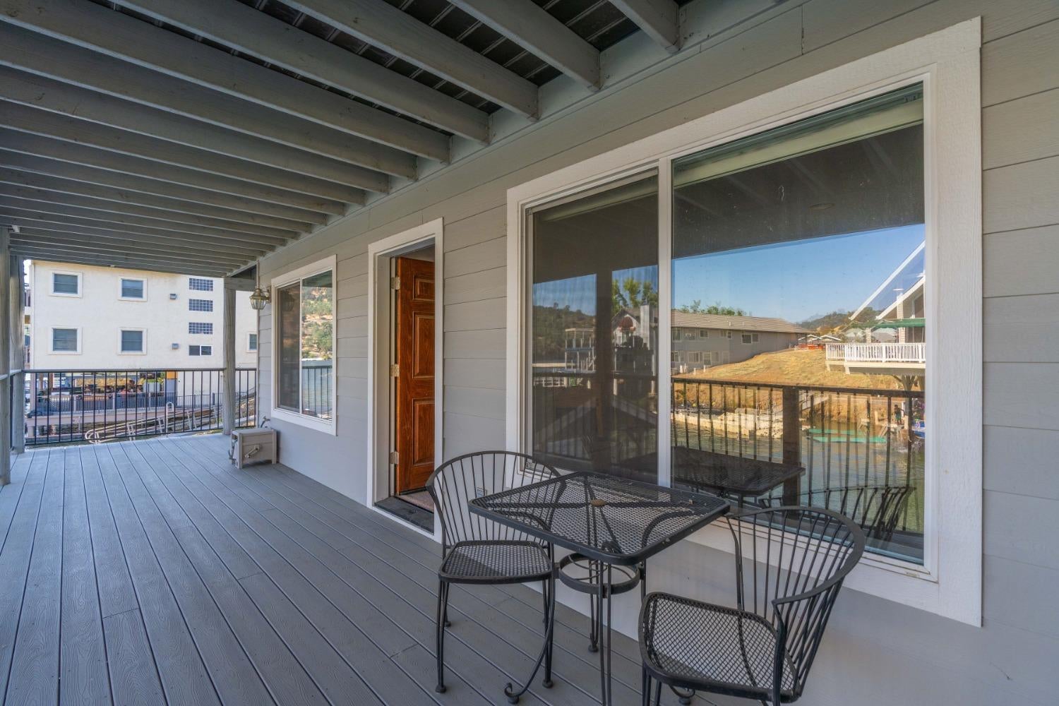 Copperopolis, California, 95228, United States, 4 Bedrooms Bedrooms, ,5 BathroomsBathrooms,Residential,Active,1824555