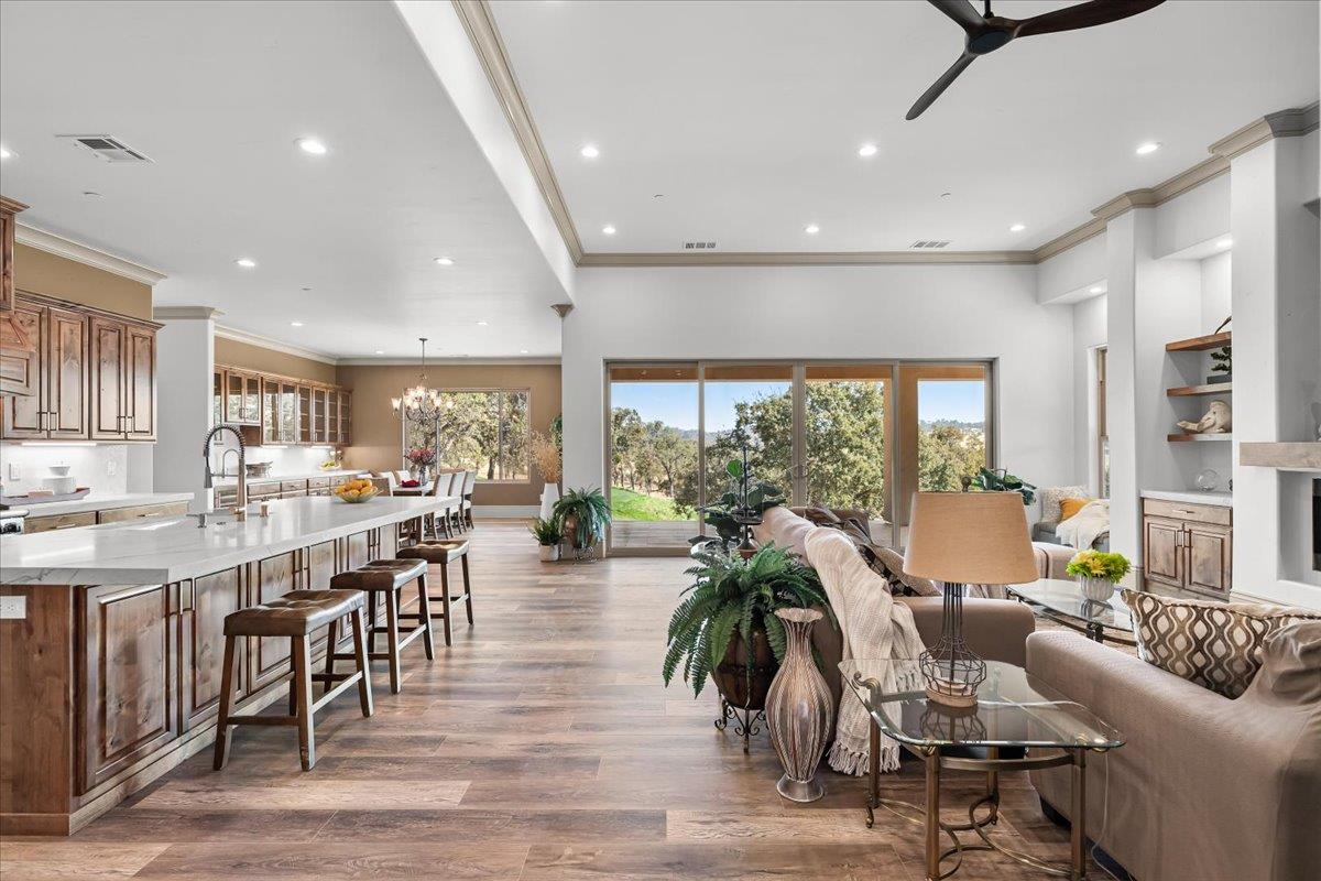 Copperopolis, California, 95228, United States, 4 Bedrooms Bedrooms, ,4 BathroomsBathrooms,Residential,Active,1824924