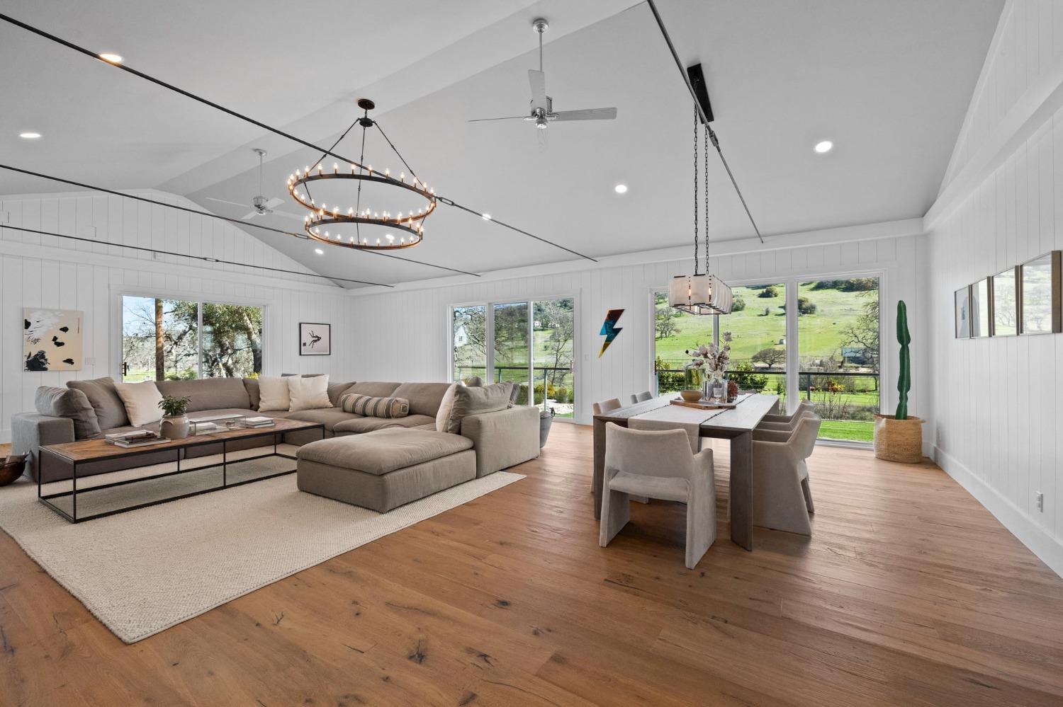 Angels Camp, California, 95222, United States, 4 Bedrooms Bedrooms, ,4 BathroomsBathrooms,Residential,Active,1749215